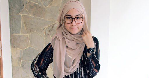 Kamu Hijabers Berpipi Chubby? Yuk Hindari Melakukan 5 Hal Ini!