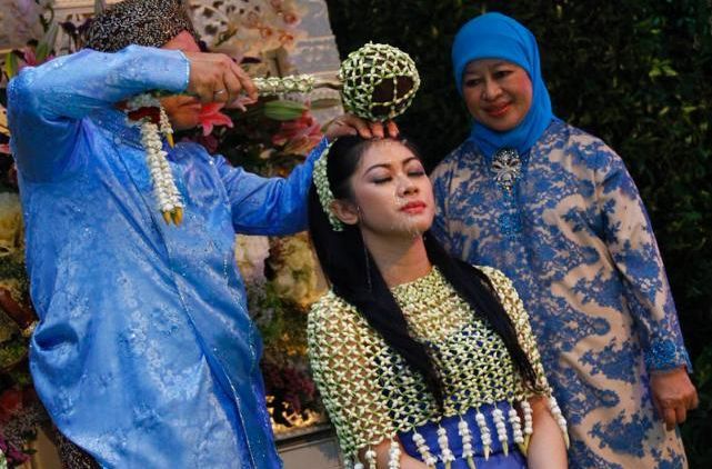 Karena Siraman Lebih dari Seru-Seruan. 7 Hal Ini Menjawab Makna Filosofi dalam Setiap Tahapan