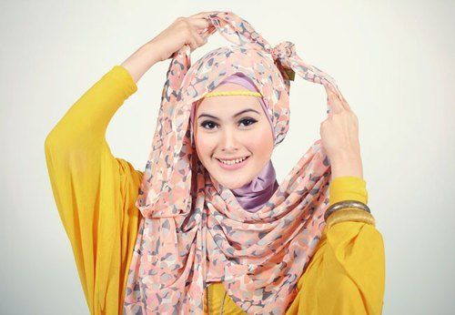 Kamu Hijabers Berpipi Chubby? Yuk Hindari Melakukan 5 Hal Ini!