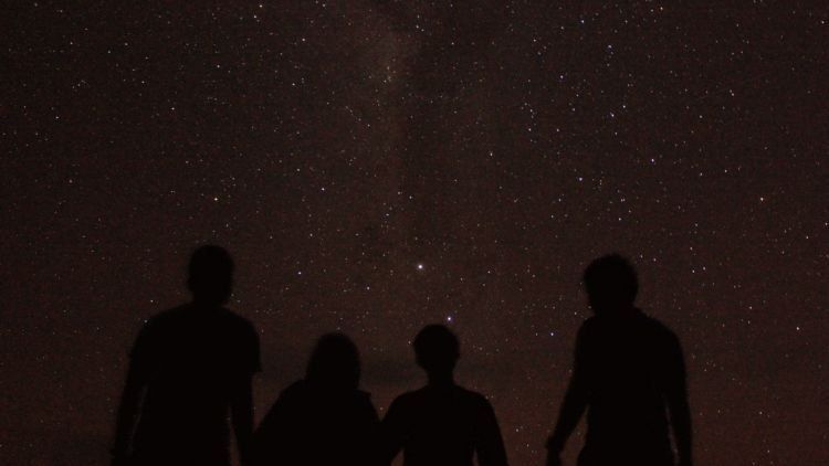 Siapa Bilang Motret Bintang di Malam Hari Susah? Coba Baca 5 Trik ini Biar Kualitas Fotomu Naik Level!