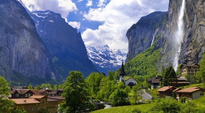 Perkenalkan Lauterbrunnen, Desa Tercantik Di Dunia. Keindahan Surgawi yang Tiada Tara!