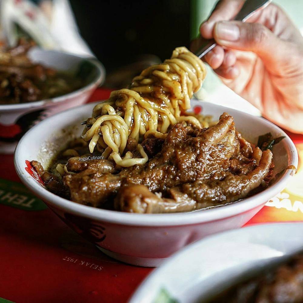 Mie Ayam Lovers, Kamu Harus Jelajahi 10 Warung Mie Ayam Terenak di Jogja Ini Deh! Bikin Nagih