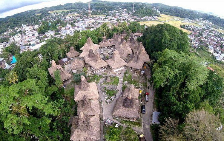 Desa Adat Suku Loli di Sumba Jadi Salah Satu Desa Terindah Indonesia! Masa Nggak Pengen ke Sana?