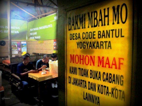 ati-ati, yang ini satu-satunya, nggak buka cabang dimana-mana