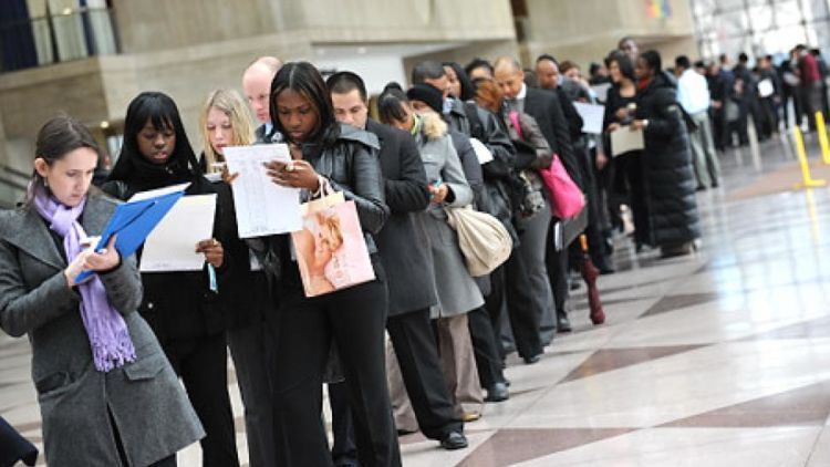 ‘Nyari Kerja Begini Amat Ya?’ Suara Hati Pejuang Jobfair yang Belum Beruntung Juga~