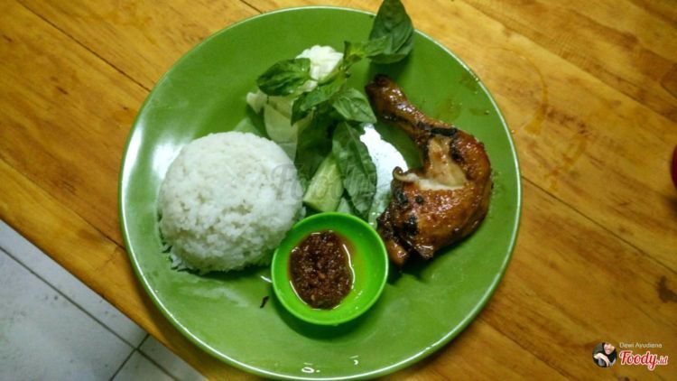 Ayam bakar mas mono