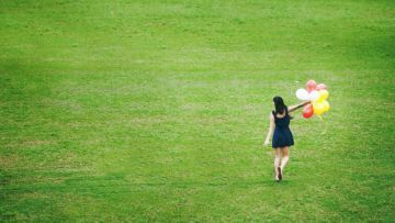 Sesekali Rapuh Tak Apa. Tuhan Tetap Cinta Pada Gadis yang Berani Mengakui Kelemahannya