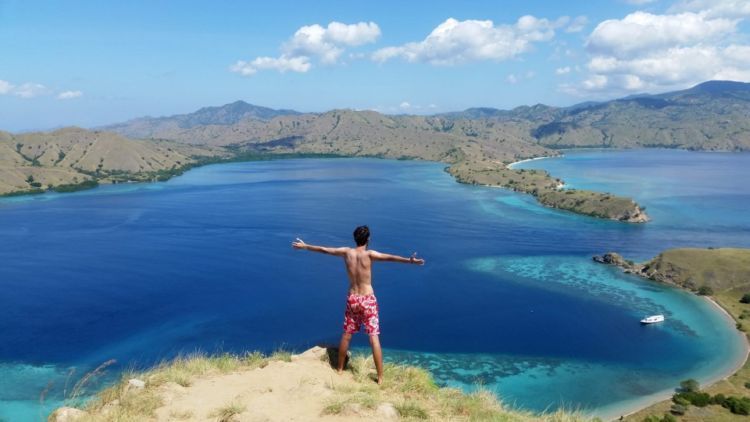 Kagumi pesona alam Indonesia yang indah ini!