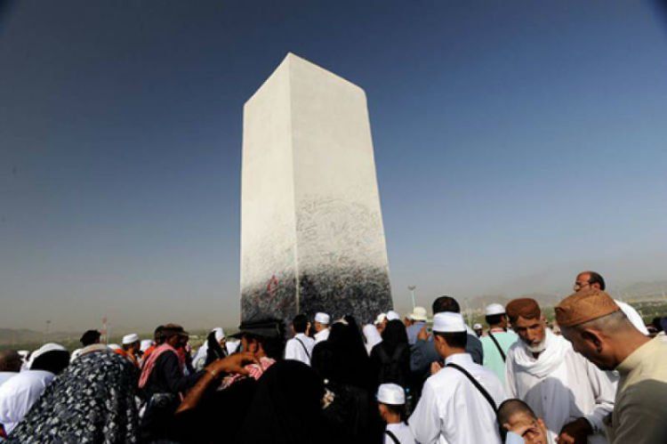 jabal rohmah, tempat favorit anak muda yang belum dapat jodoh