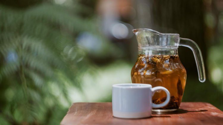 Akibat Buruk dari Cara Minum Teh yang Salah. Kamu Sudah Tahu?