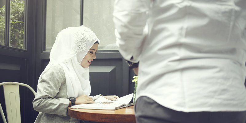 Enaknya Nikah Muda di Saat Cinta Masih Membara