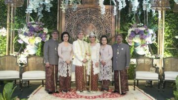 Meski Belum Tahu Nikah Kapan, Kamu Tetap Perlu Tahu 6 Alasan Kebaya Selalu Lebih Juara Dibanding Gaun