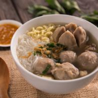 Bakso Atau ‘Oskab’ Malang Ini Bikin Lapar Perut dan Mata. Wajib Coba!