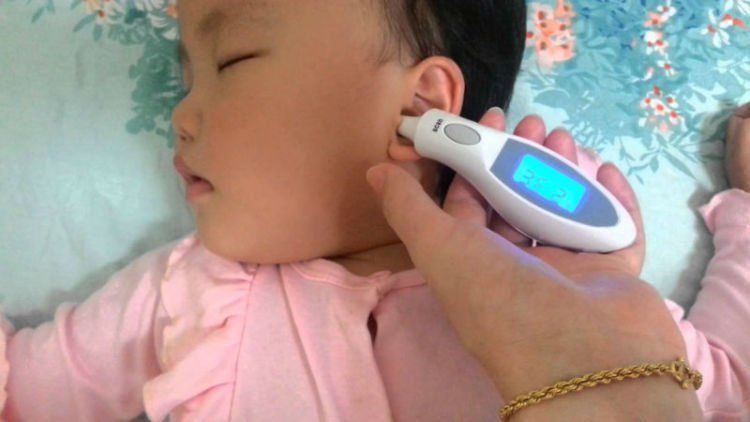 Termometer bayi