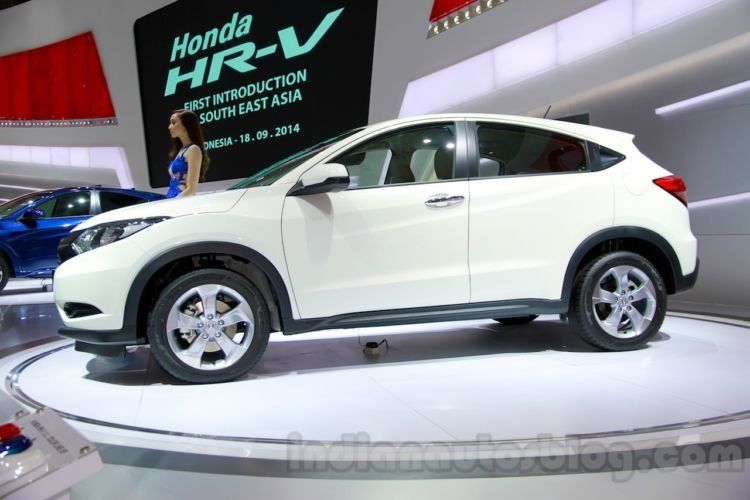 honda-hr-v-prototype-side-at-the-2014-indonesian-international-motor-show