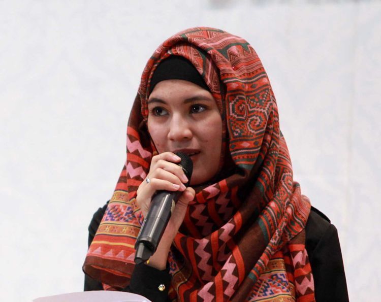 Pemakaian inner dan jilbab berhari-hari