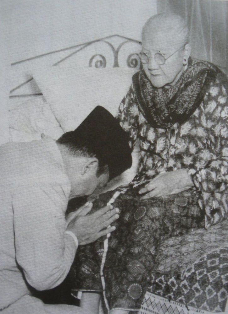 ibunda soekarno