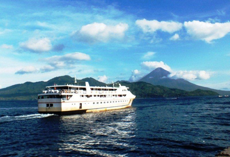 Keliling Indonesia Naik Kapal? PT Pelni Punya Paket Wisata yang Sayang Untuk Dilewatkan