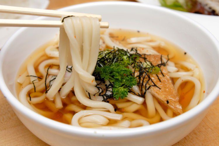 Udon - mie khas Jepang.