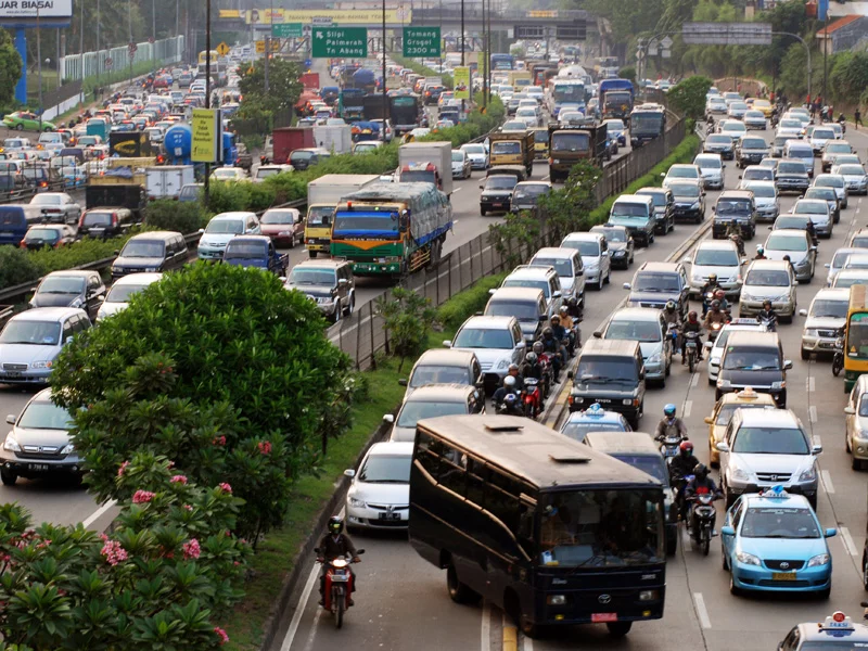 Jakarta mah macet~