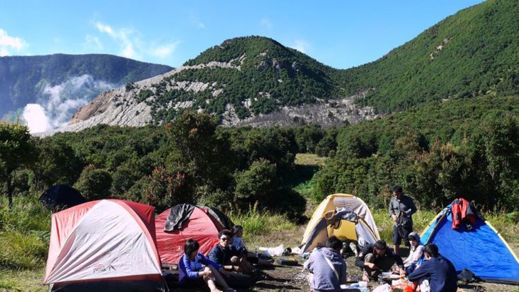 Camping? Jangan Lupa Persiapkan 5 Hal Ini!