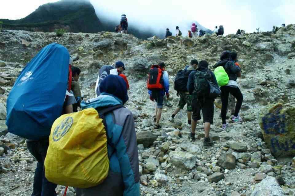 Matangkan Persiapan Pendakianmu karena Nyawa yang Kamu Punya Hanya Satu