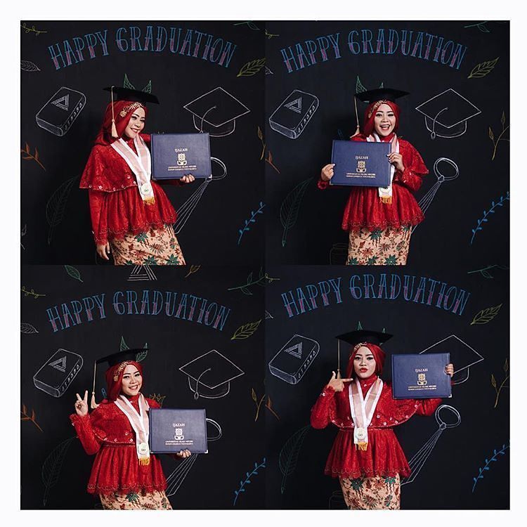 Gaya Foto Wisuda sendirian