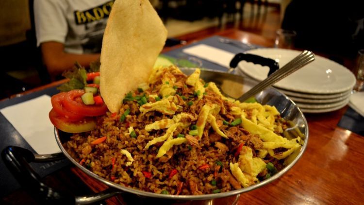 8 Nasi Goreng di Surabaya yang Enak dan Favorit