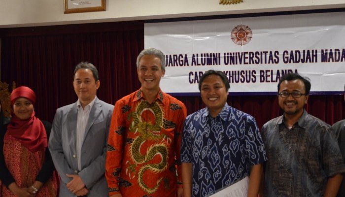 Ganjar Pranowo juga menjabat sebagai ketua umum KAGAMA.