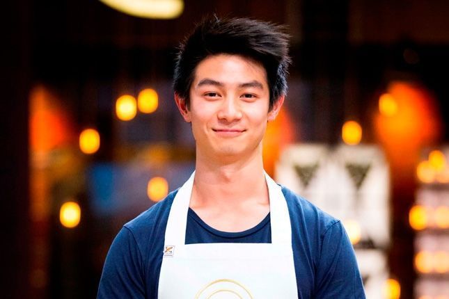 5 Chef Ganteng dan Suami-able yang Bikin Hati Cewek Meleleh