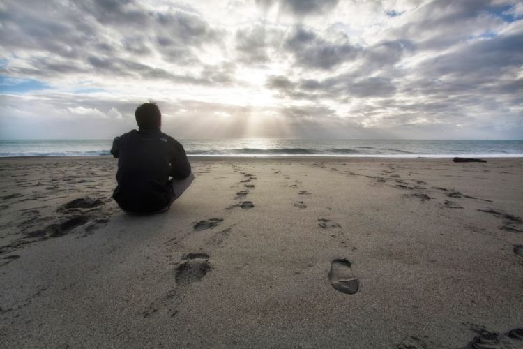 Mereka yang mencari guru spiritual sebenarnya sedang mencari kenyamanan