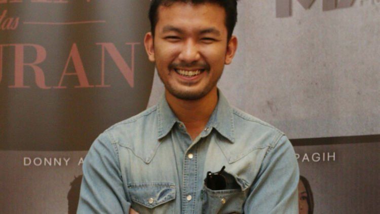 6 Cara Gampang Padu-Padan Jeans untuk Cowok, Demi Makin Ganteng dan Berwibawa