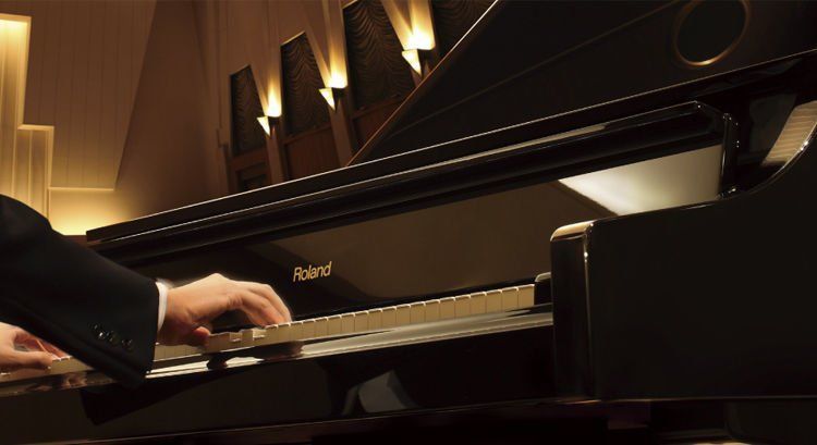 5 Lagu Romantis dengan Iringan Piano ini Akan Buat Malam Minggumu Lebih Romantis dengan si Dia