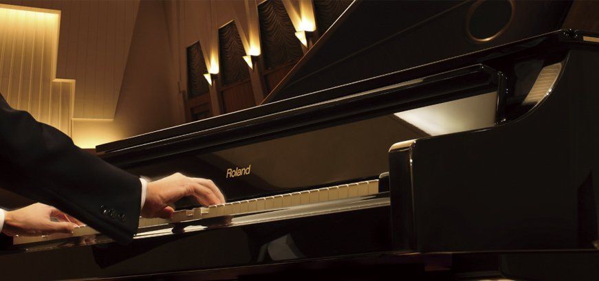 5 Lagu Romantis dengan Iringan Piano ini Akan Buat Malam Minggumu Lebih Romantis dengan si Dia