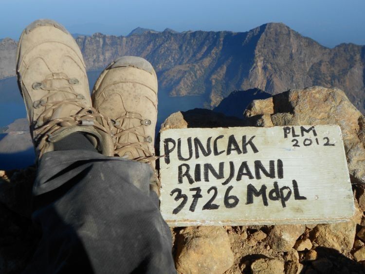 Banyak yang demi gengsi jadi sok-sokan mendaki Rinjani.