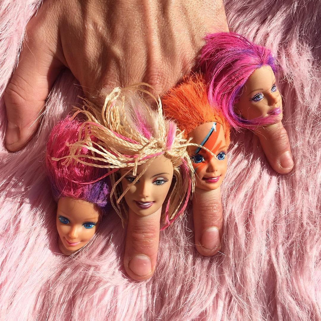 15 Pilihan Cincin Barbie yang Sedang Hangat Dibicarakan. Lucu Apa Malah Seram Ya?