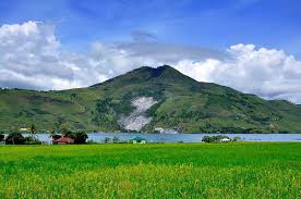 Sebelum Menikah Nanti, Paling Tidak Sekali Kamu Wajib Ke 7 Tempat Magis di Danau Toba Ini!