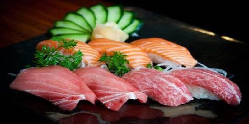 Rela Ngantri Demi Sushi di Sini!