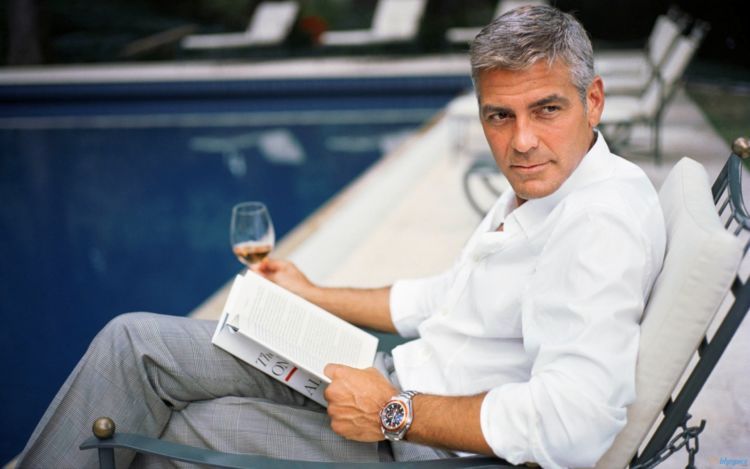 george_clooney_drinking_whisky-1680x1050