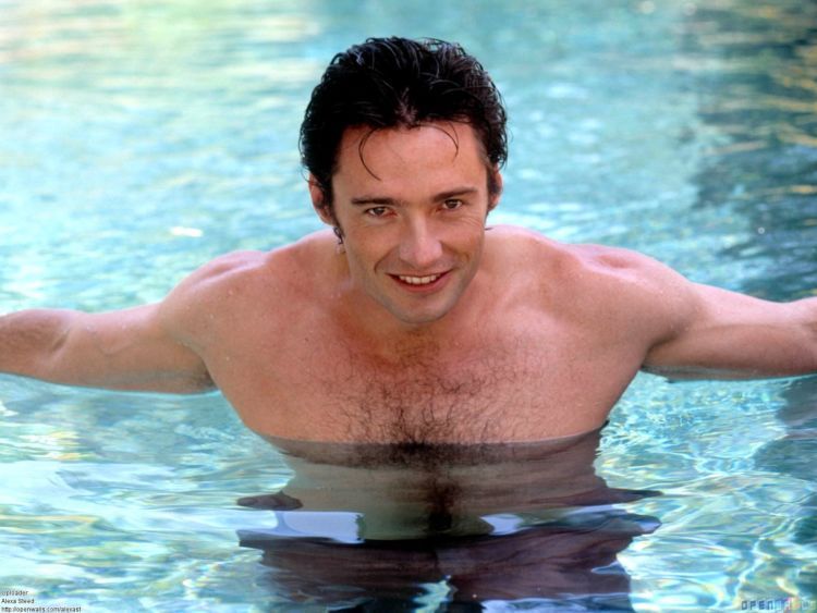 hugh_jackman_in_the_pool_1600x1200