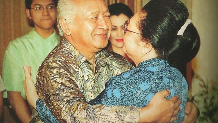 12 Petuah Cinta dari Pernikahan Soeharto-Ibu Tien. Mesranya Sampai Mati, Dijamin Bikin Iri