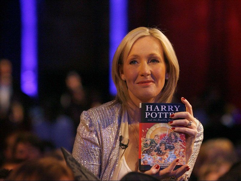 Terbiasa Gagal Adalah Kunci Sukses J.K. Rowling! Ini 8 Cara Biar Kegagalanmu Bisa Bermanfaat!