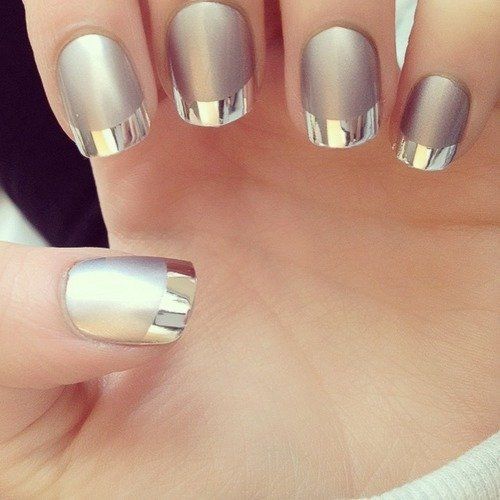 Bosan dengan Nail Art atau Kuteks yang Itu-itu Saja? Coba Tren Nail Art untuk Winter Ini!