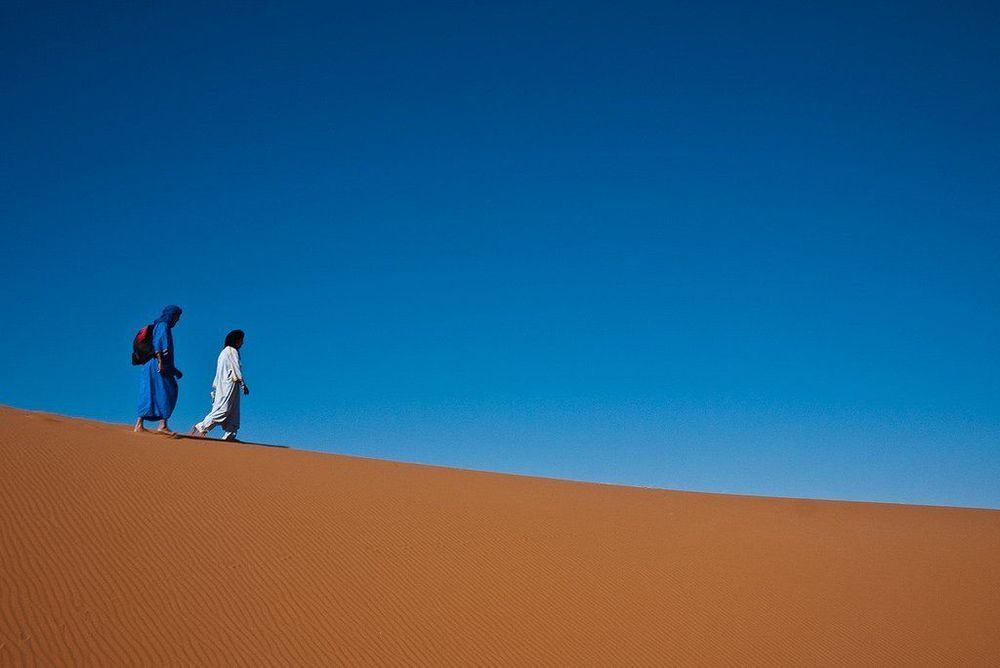 Bosan Traveling ke Situ-situ Aja? Gurun Sahara Wajib Jadi Destinasi Traveling Berikutnya!