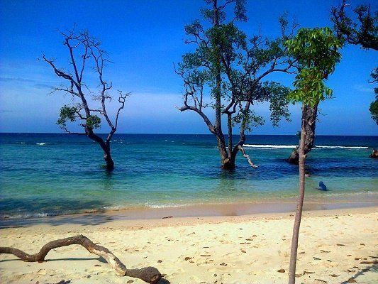 8 Destinasi Wisata di Aceh Besar yang Bikin Hatimu Meleleh