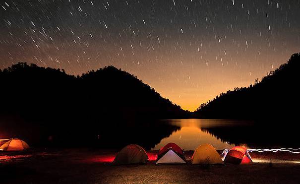 Kisah Horor Tentang Hantu 'Sugus' yang Menemani di Ranu Kumbolo. Serem Banget Sih