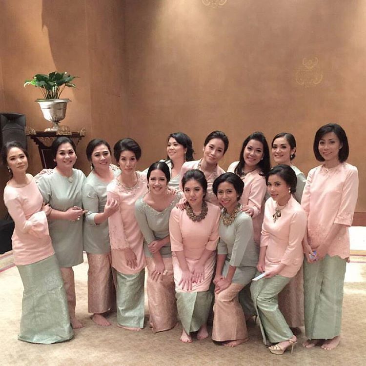 seragam bridesmaid