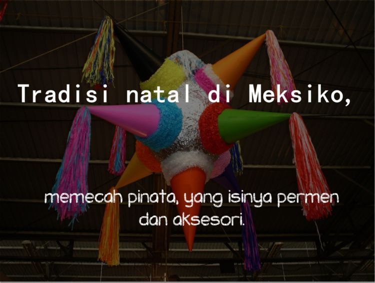 Yuk, pukul Pinata, biar dapet permen...