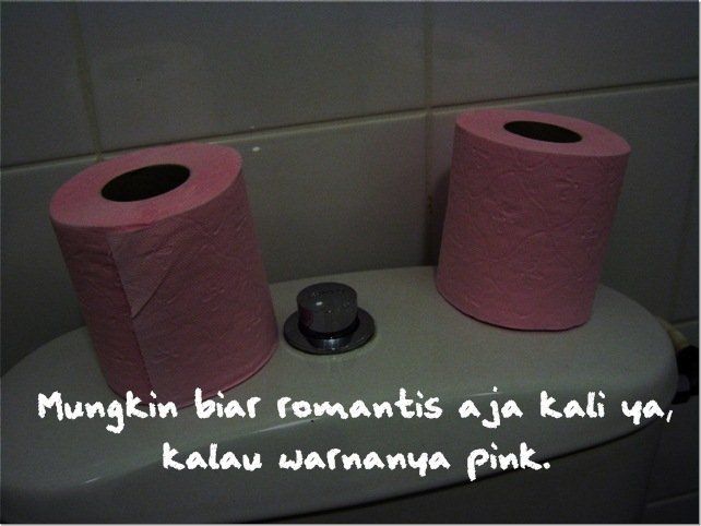 Biar romantis. 