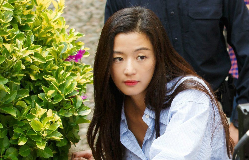 Inilah Jun Ji Hyun, Mega Bintang Korea yang Dibayar 1,1 Miliar Rupiah Per Episode. Tajir Mampus Lah!